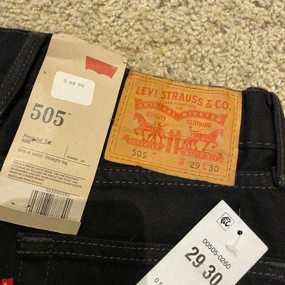 NWT Levi’s 505 Straight Leg Jeans - Picture 7 of 10